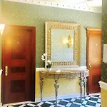 Hotel Riis