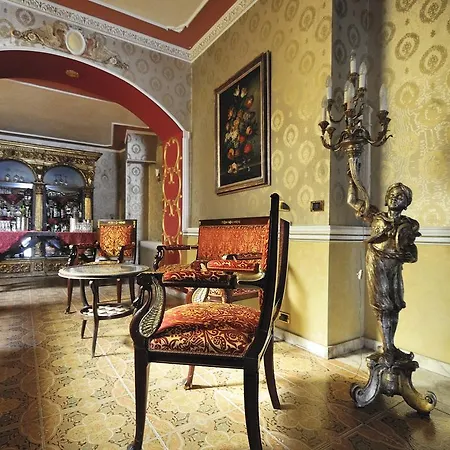 Hotel Riis