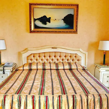 Riis Hotel Taormina