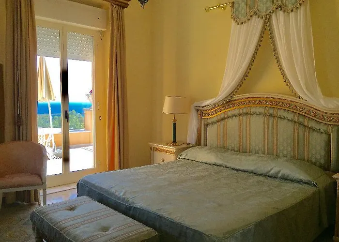 Riis Hotell 4*