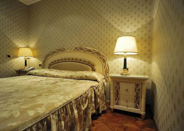 Hotell Riis 4*